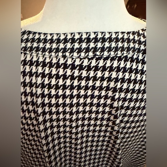 Ann Taylor 🖤🤍 houndstooth size large blouse button sleeves v neck EUC - Picture 5 of 6